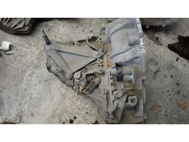 Recambio de caja cambios para nissan micra (k12e) acenta referencia OEM IAM JR5103  