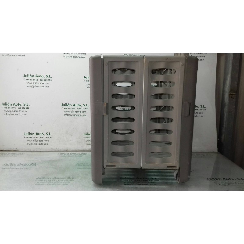 Recambio de tapa maletero para citroen xsara picasso 1.6 hdi 110 exclusive referencia OEM IAM 9638536077  CARRO