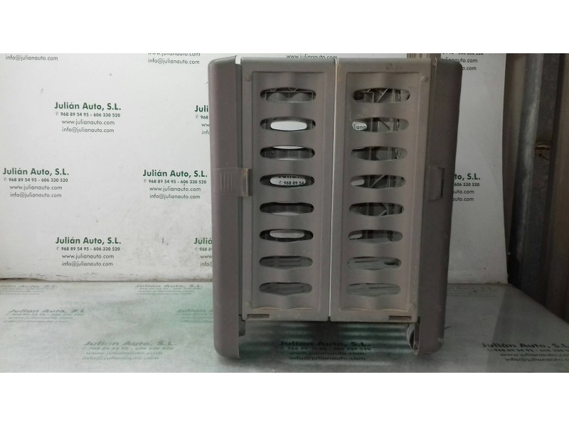 Recambio de tapa maletero para citroen xsara picasso 1.6 hdi 110 exclusive referencia OEM IAM 9638536077  CARRO