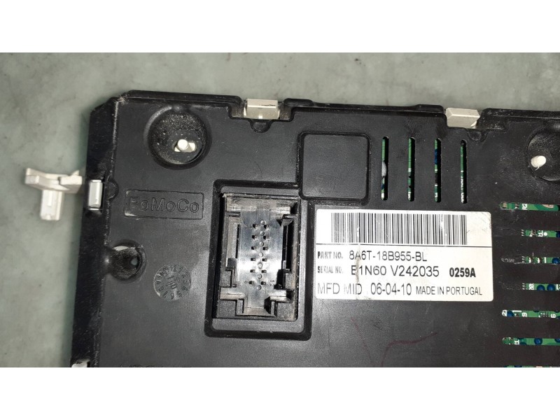 Recambio de pantalla multifuncion para ford fiesta (cb1) titanium referencia OEM IAM 8A6T18B955BL VP8A6F10A855D FOMOCO