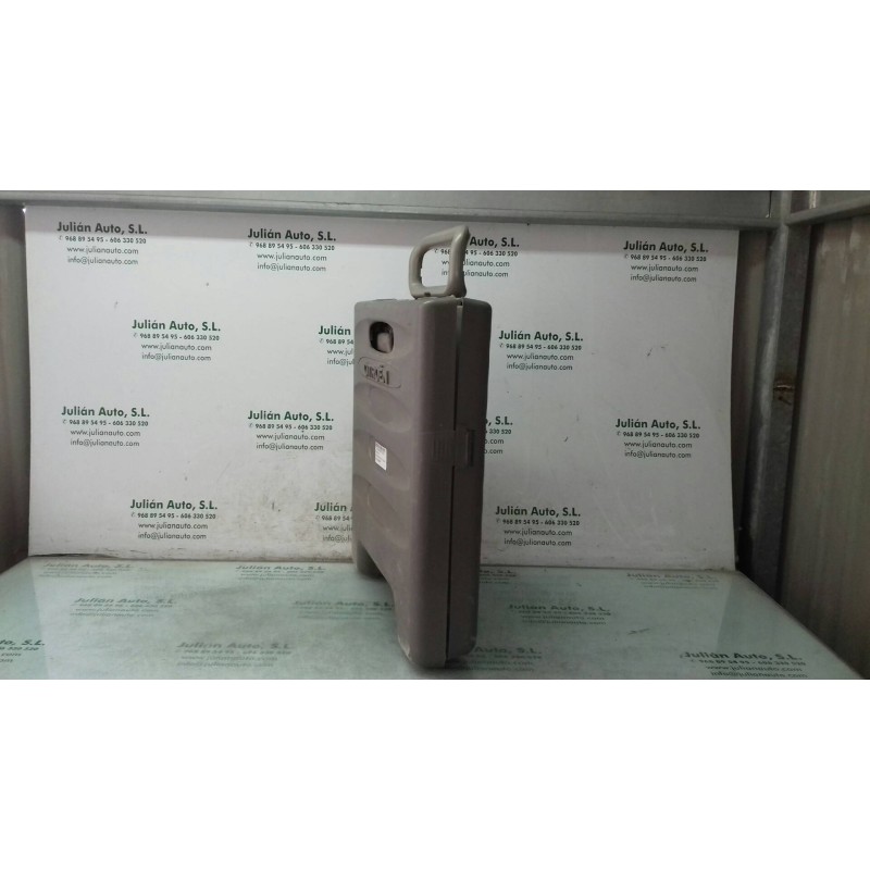 Recambio de tapa maletero para citroen xsara picasso 1.6 hdi 110 exclusive referencia OEM IAM 9638536077  CARRO