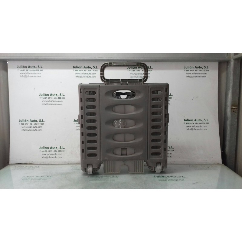 Recambio de tapa maletero para citroen xsara picasso 1.6 hdi 110 exclusive referencia OEM IAM 9638536077  CARRO