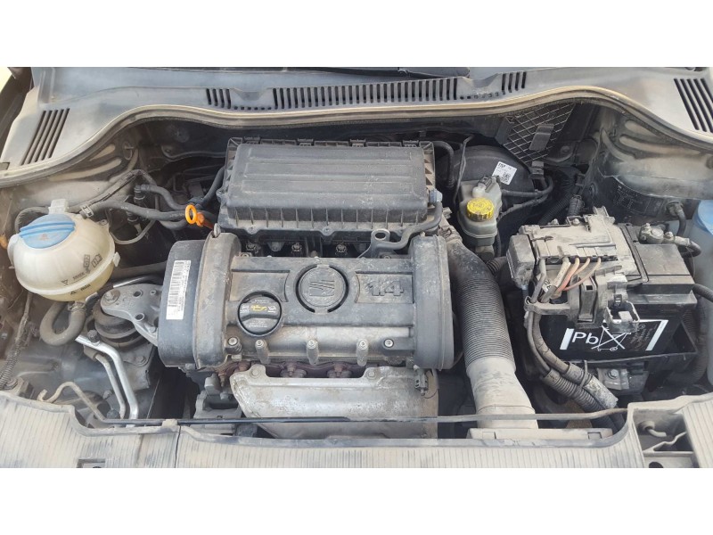 seat ibiza (6j5) del año 2008