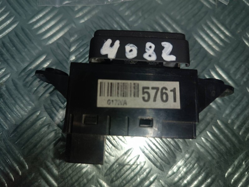 Recambio de interruptor para chevrolet cruze lt referencia OEM IAM 95995761 95994763 ESP
