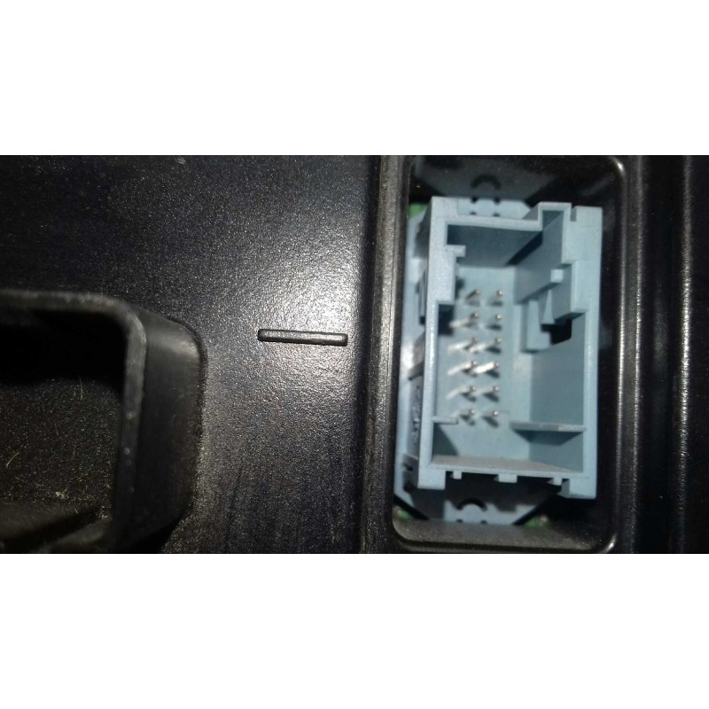 Recambio de mando climatizador para renault megane ii classic berlina confort dynamique referencia OEM IAM 8200312940  VALEO