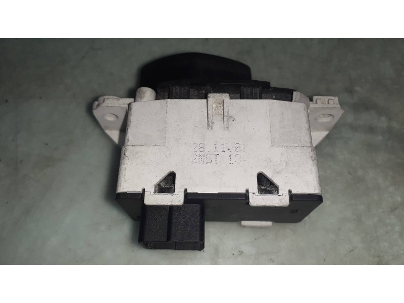 Recambio de warning para ford focus berlina (cak) trend referencia OEM IAM 2M5T13A350AA  CONECTOR 3 PINES