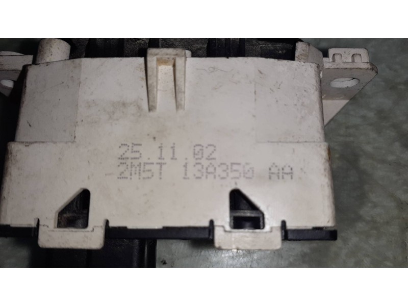 Recambio de warning para ford focus berlina (cak) referencia OEM IAM 2M5T13A350AA  CONECTOR 3 PINES Recambio de warning para ford focus berlina (cak) referencia OEM IAM 2M5T13A350AA  CONECTOR 3 PINES