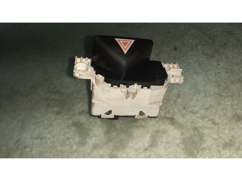 Recambio de warning para ford focus berlina (cak) referencia OEM IAM 2M5T13A350AA  CONECTOR 3 PINES