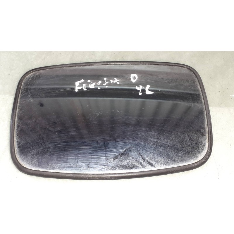 Recambio de cristal retrovisor derecho para ford fiesta berlina referencia OEM IAM 30019722  