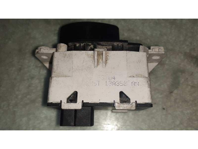Recambio de warning para ford focus berlina (cak) referencia OEM IAM 2M5T13A350AA  CONECTOR 3 PINES