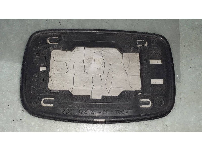 Recambio de cristal retrovisor derecho para ford fiesta berlina referencia OEM IAM 30019722  