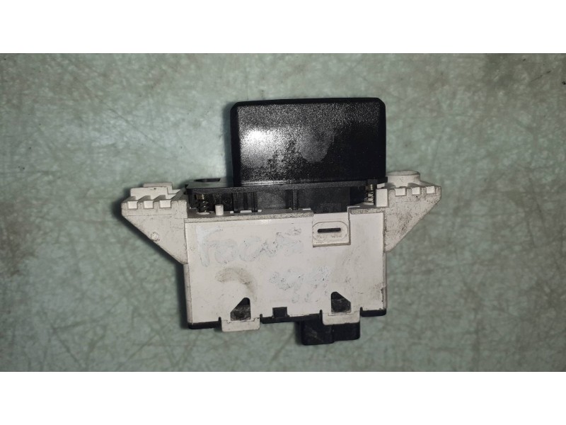 Recambio de warning para ford focus berlina (cak) referencia OEM IAM 2M5T13A350AA  CONECTOR 3 PINES