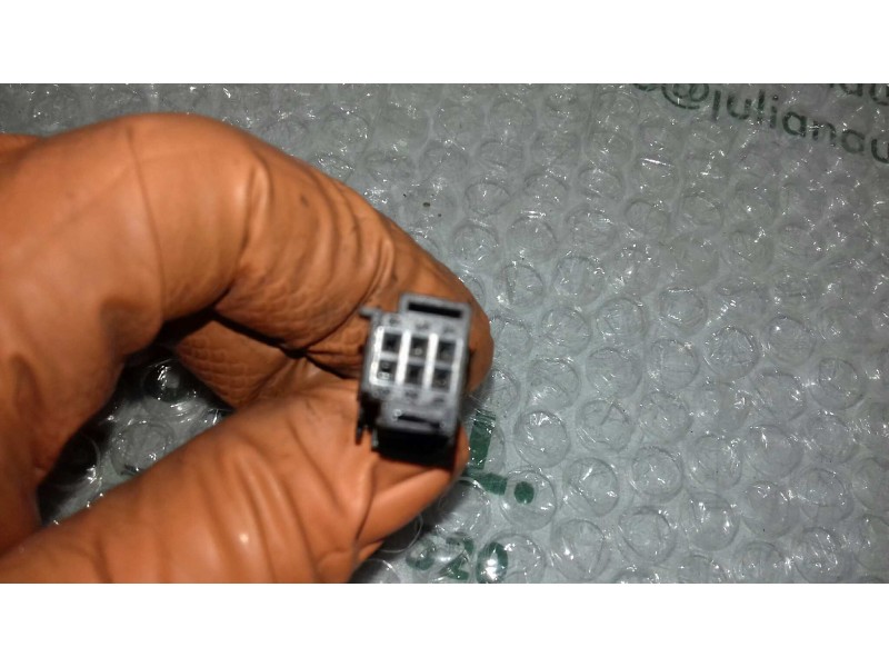 Recambio de retrovisor derecho para peugeot 307 break / sw (s1) sw referencia OEM IAM 96577209 10526 ELECTRICO