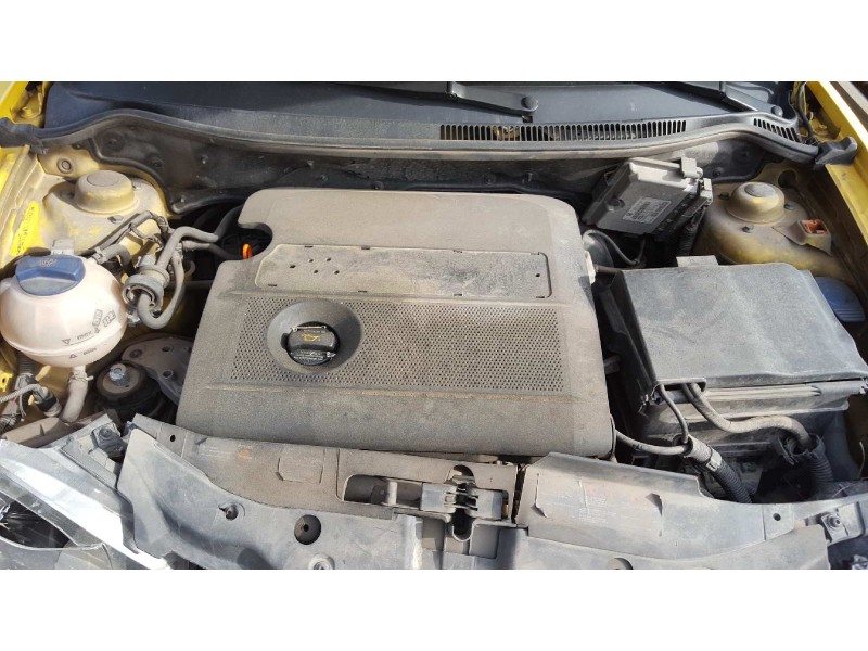 seat ibiza (6l1) del año 2004