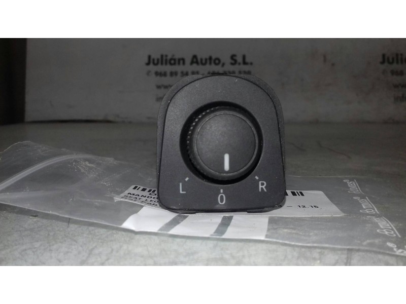 Recambio de mando retrovisor para seat leon st (5f8) reference referencia OEM IAM 5F0959565C  6 PINES