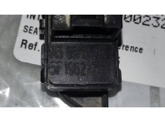 Recambio de interruptor para seat leon st (5f8) reference referencia OEM IAM 5F1962125 4 PINES BLOQUEO PUERTAS 2