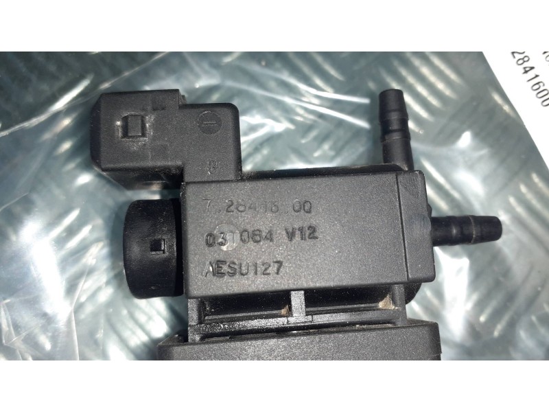 Recambio de valvula aire adicional para nissan terrano/terrano.ii (r20) avenue referencia OEM IAM 72841600 03T084 AESU127