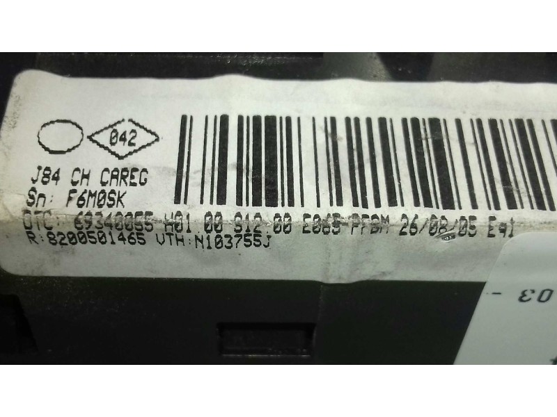 Recambio de mando climatizador para renault scenic ii confort authentique referencia OEM IAM 8200501465  VALEO