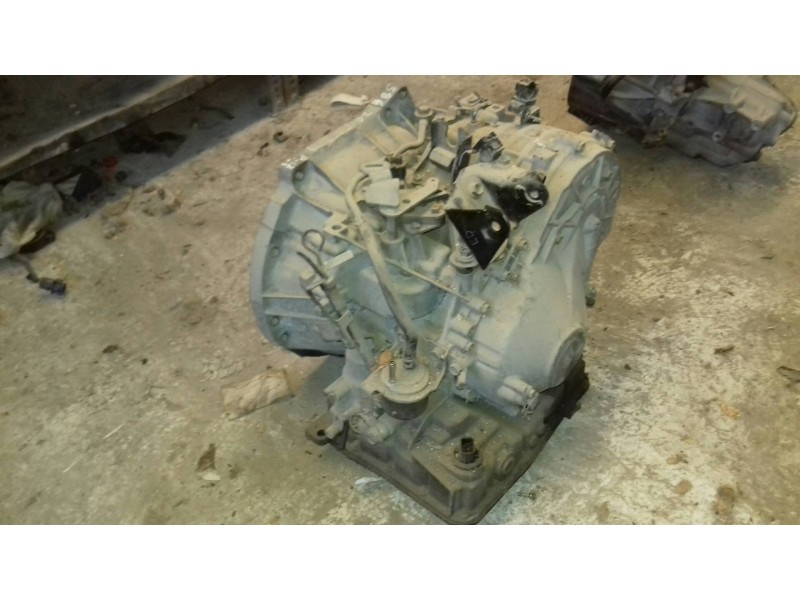Recambio de caja cambios para nissan primera berlina (p12) acenta referencia OEM IAM 2527A102  