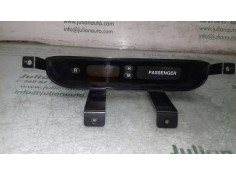 Recambio de pantalla multifuncion para kia carens 2.0 crdi ex monovolumen referencia OEM IAM 945101D100 CONECTOR BLANCO 8 PINES