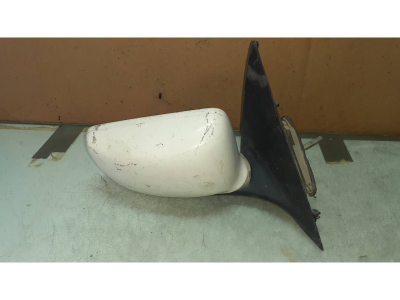 Recambio de retrovisor derecho para ford escort berl./turnier referencia OEM IAM E201813  MANUAL