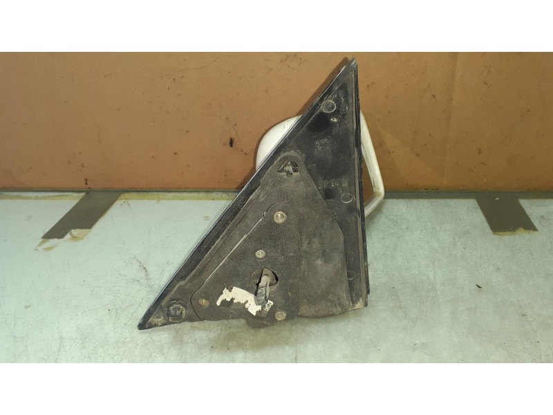 Recambio de retrovisor derecho para ford escort berl./turnier referencia OEM IAM E201813  MANUAL
