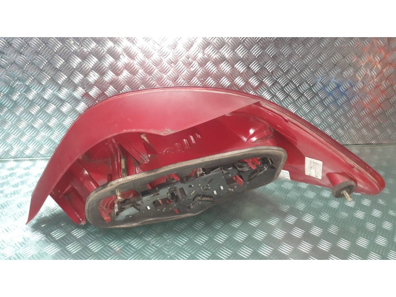Recambio de piloto trasero izquierdo para peugeot 307 (s1) xr clim referencia OEM IAM 96343704JE  96343704