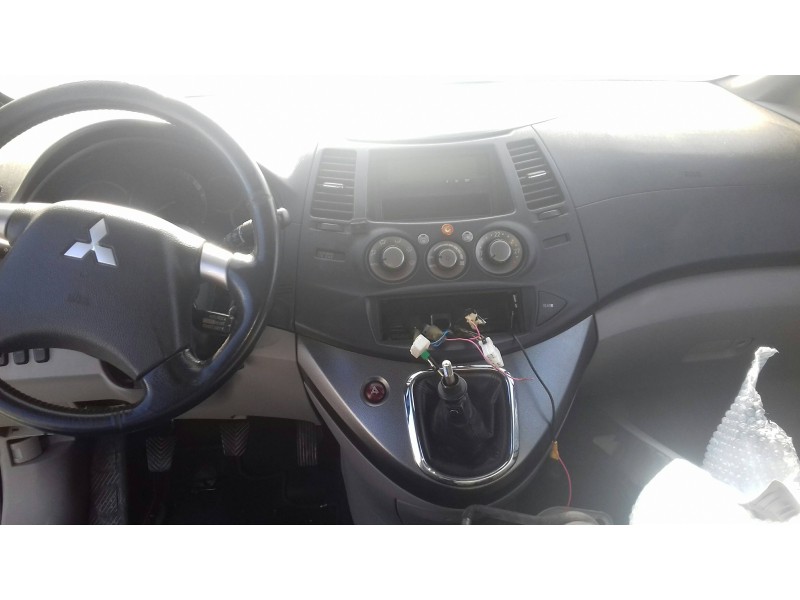 mitsubishi grandis (na0w) del año 2005