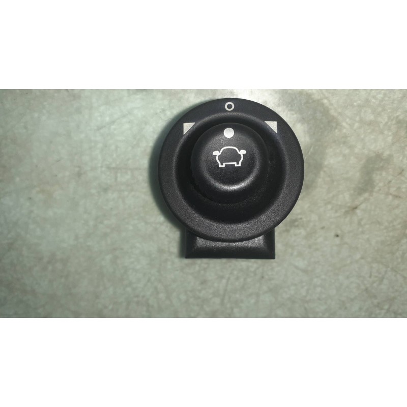 Recambio de mando retrovisor para ford mondeo berlina (ge) referencia OEM IAM 93BG17B676BA  CONECTOR 7 PINES