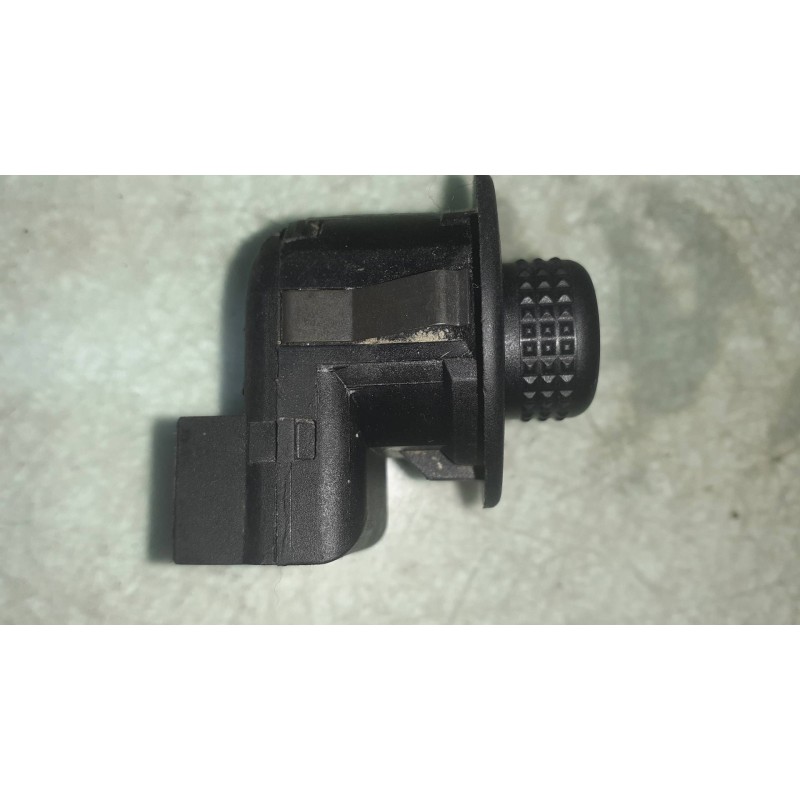 Recambio de mando retrovisor para ford mondeo berlina (ge) referencia OEM IAM 93BG17B676BA  CONECTOR 7 PINES Recambio de mando retrovisor para ford mondeo berlina (ge) referencia OEM IAM 93BG17B676BA  CONECTOR 7 PINES