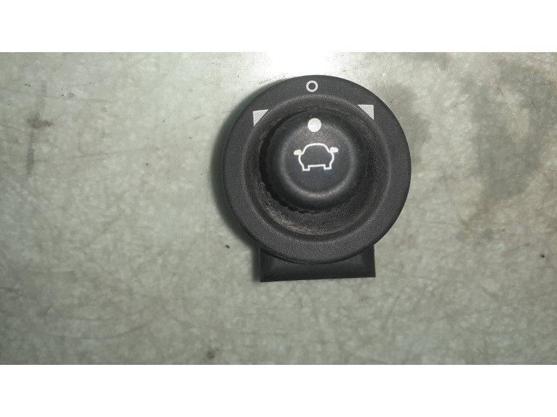 Recambio de mando retrovisor para ford mondeo berlina (ge) referencia OEM IAM 93BG17B676BB  CONECTOR 7 PINES