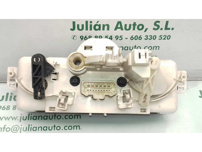 Recambio de mando calefaccion / aire acondicionado para renault clio iii emotion referencia OEM IAM 030967W 69590001 VALEO
