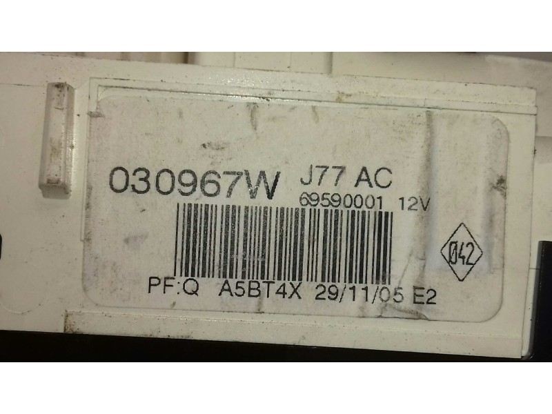 Recambio de mando calefaccion / aire acondicionado para renault clio iii confort dynamique referencia OEM IAM 030967W 69597003 V
