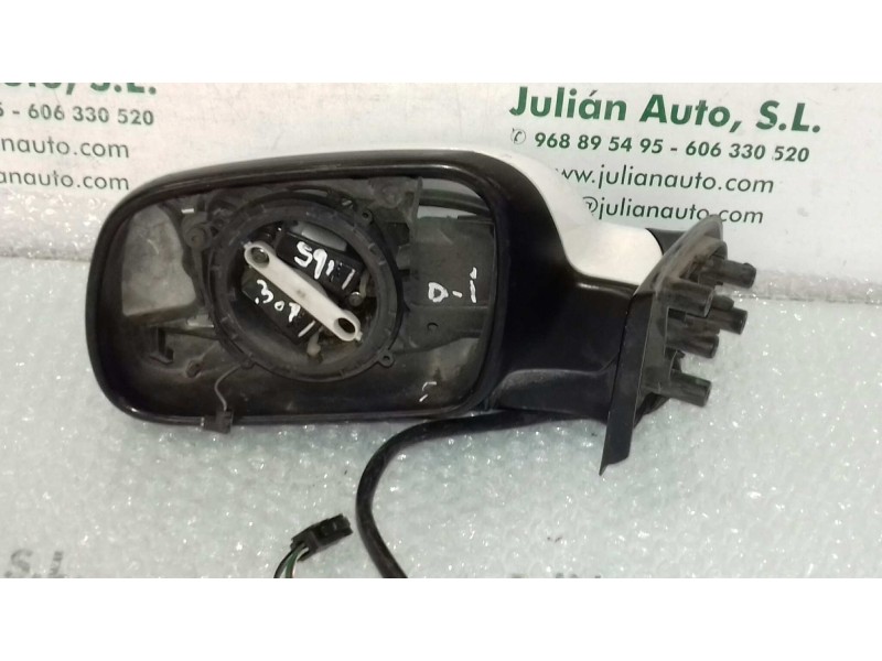 Recambio de retrovisor izquierdo para peugeot 307 break / sw (s1) sw referencia OEM IAM PP946070  ELECTRICO