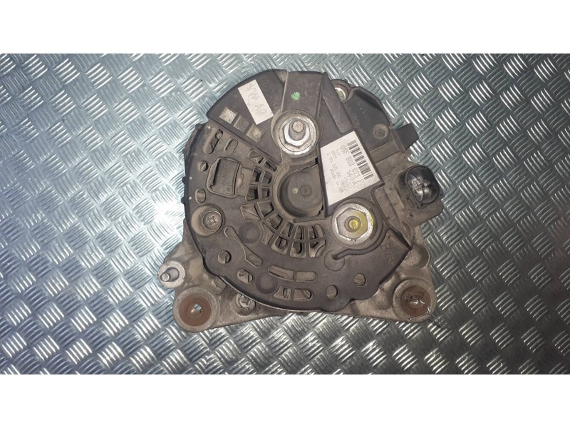 Recambio de alternador para volkswagen touran (1t1) highline referencia OEM IAM 6F903023F BOSCH 140A