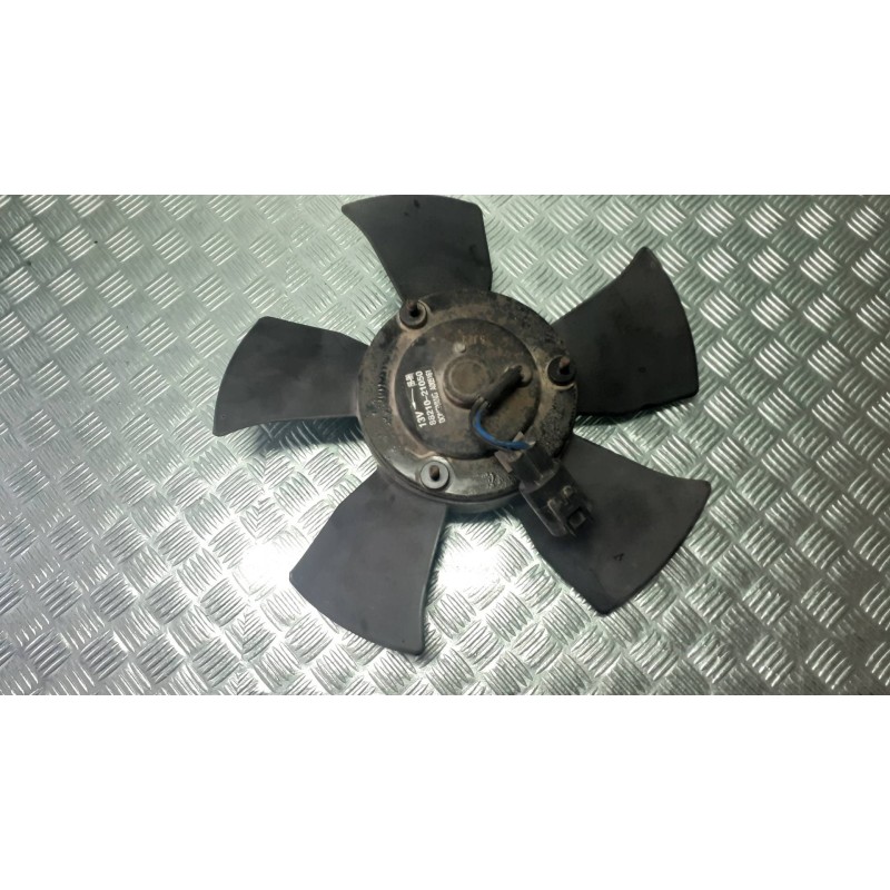 Recambio de electroventilador para ssangyong rexton rx 290 plus referencia OEM IAM 8821021050 61R0027 CONECTOR 2 PINES