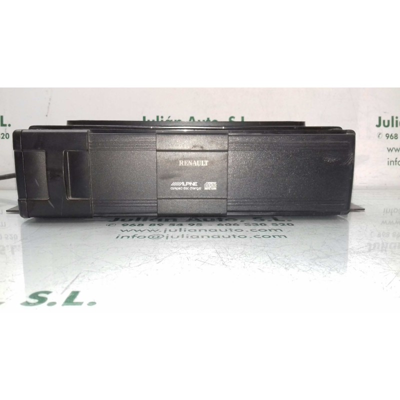 Recambio de sistema audio / radio cd para renault megane i scenic (ja0) referencia OEM IAM 7700847767A 77004133210A ALPINE