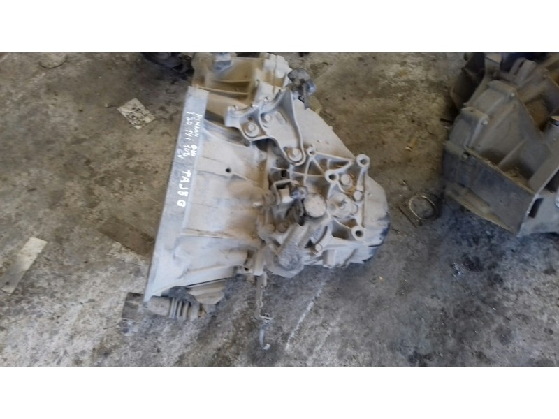 Recambio de caja cambios para hyundai i30 classic referencia OEM IAM TAJ5G  