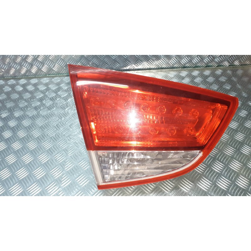 Recambio de piloto trasero izquierdo interior para hyundai ix35 classic 2wd referencia OEM IAM 924052Y0  