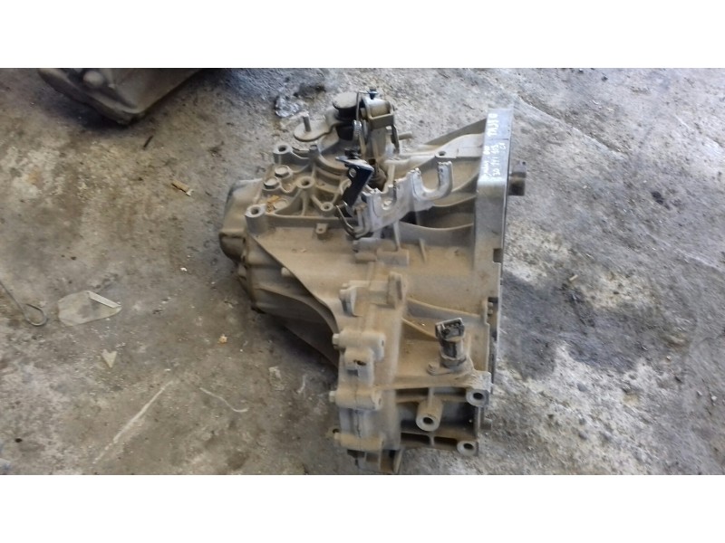 Recambio de caja cambios para hyundai i30 classic referencia OEM IAM TAJ5G  