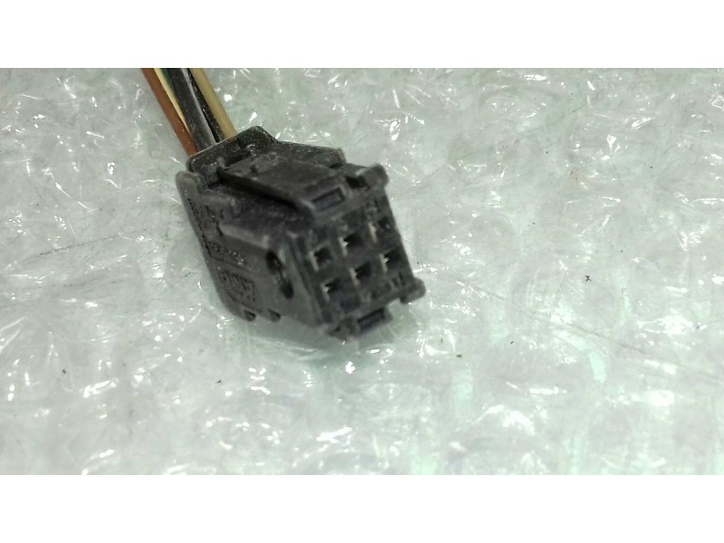 Recambio de retrovisor derecho para peugeot 307 (s1) xr referencia OEM IAM 96347734XT PP916070 ELECTRICO