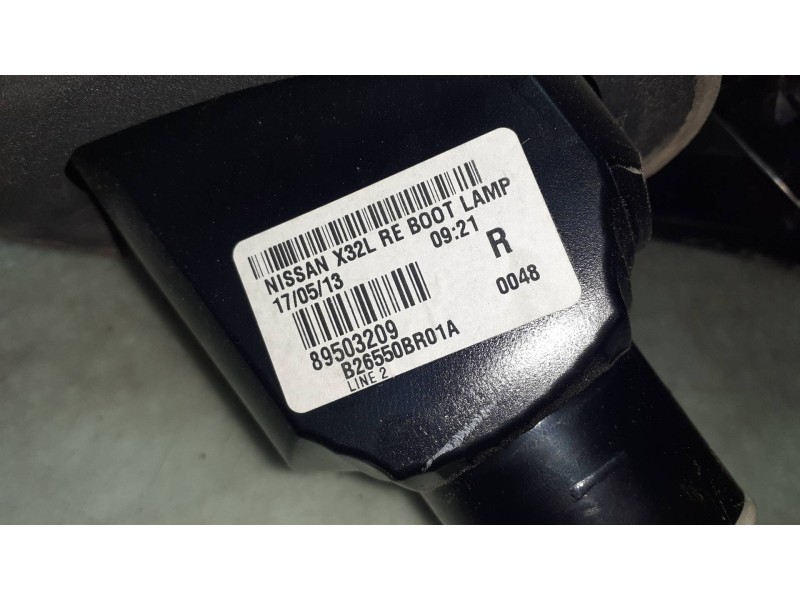 Recambio de piloto trasero derecho interior para nissan qashqai (j10) acenta referencia OEM IAM 89503209 B26550BR01A 