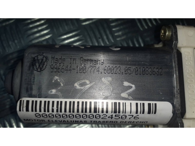 Recambio de motor elevalunas trasero derecho para volkswagen touran (1t1) highline referencia OEM IAM 1K0959704B 993425100 99592