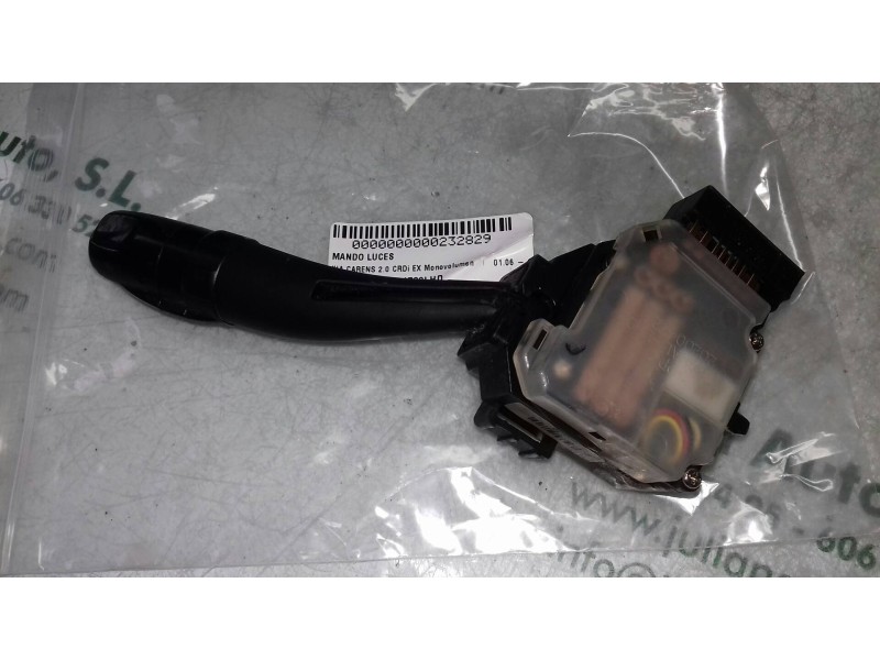 Recambio de mando luces para kia carens 2.0 crdi ex monovolumen referencia OEM IAM 202004729LHD 202004729 