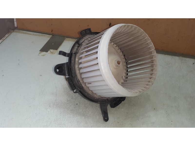 Recambio de ventilador calefaccion para peugeot 3008 allure referencia OEM IAM 5P132000122139 5P1330100 DENSO