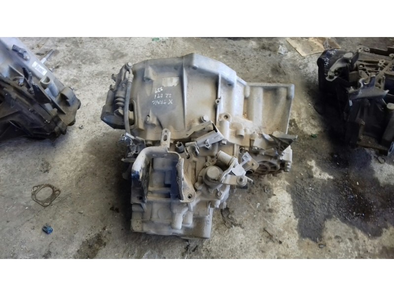 Recambio de caja cambios para nissan x-trail (t30) comfort referencia OEM IAM 8H51  