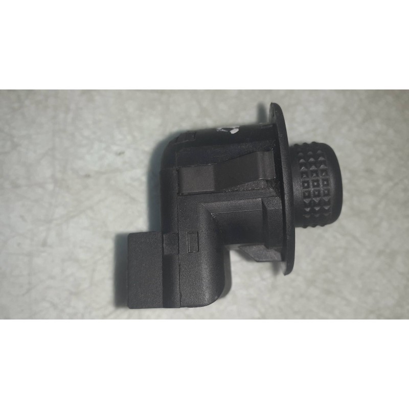 Recambio de mando retrovisor para ford mondeo berlina (gd) referencia OEM IAM 93BG17676BA  CONECTOR 7 PINES