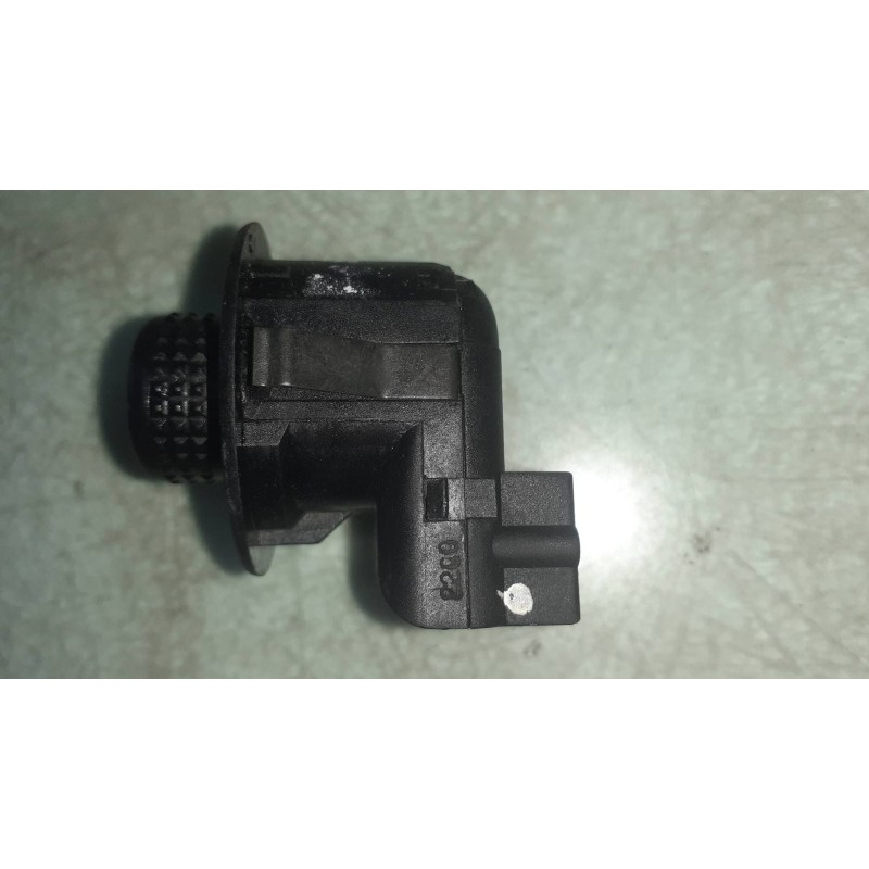 Recambio de mando retrovisor para ford fiesta (cb1) titanium referencia OEM IAM 93BG17676BA  CONECTOR 7 PINES