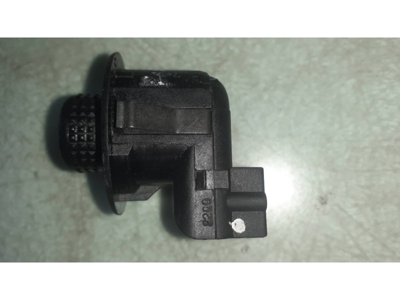 Recambio de mando retrovisor para ford fiesta (cb1) titanium referencia OEM IAM 93BG17676BA  CONECTOR 7 PINES