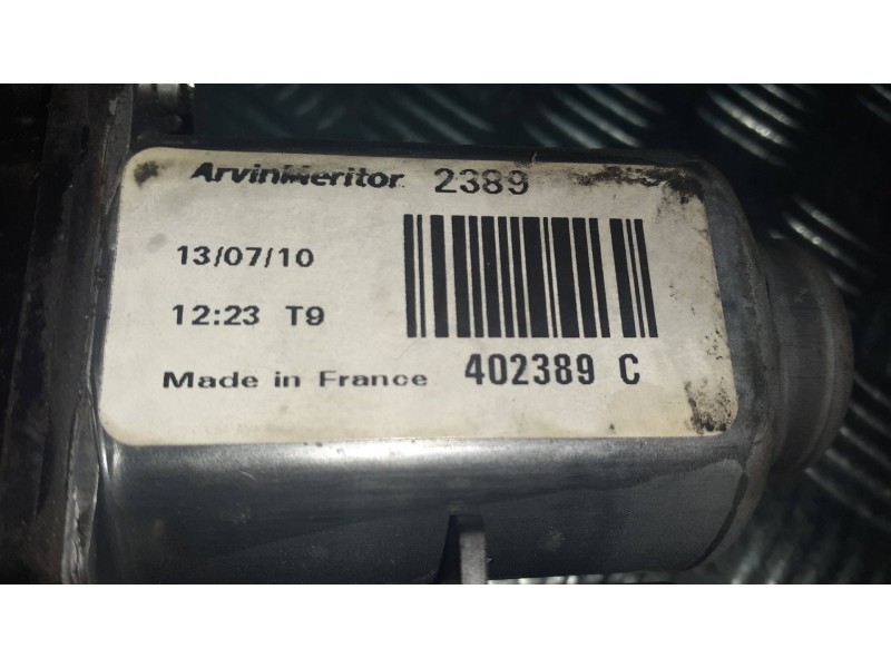 Recambio de motor elevalunas delantero izquierdo para hyundai ix35 classic 2wd referencia OEM IAM 403951A8 402389C ARVINMERITOR
